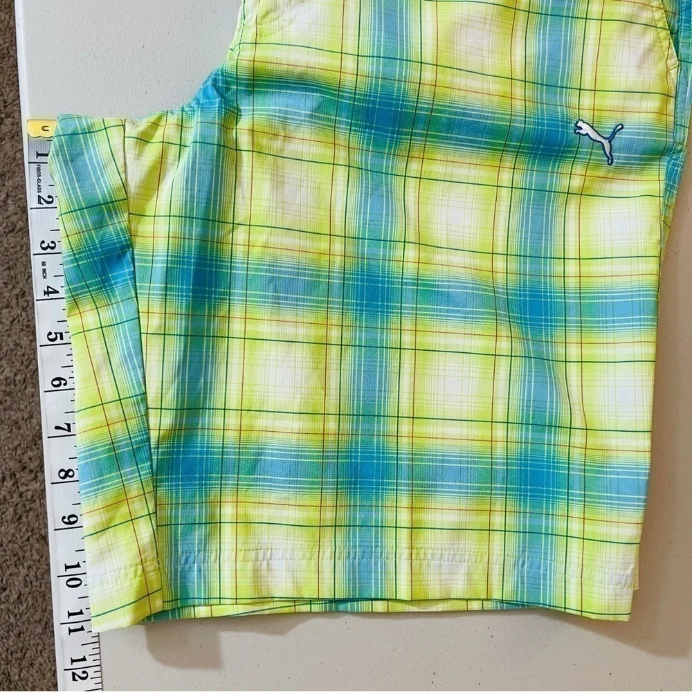 Puma Sport life Style Plaid Golf Shorts Men Size 36 Color Green/Blue Pockets